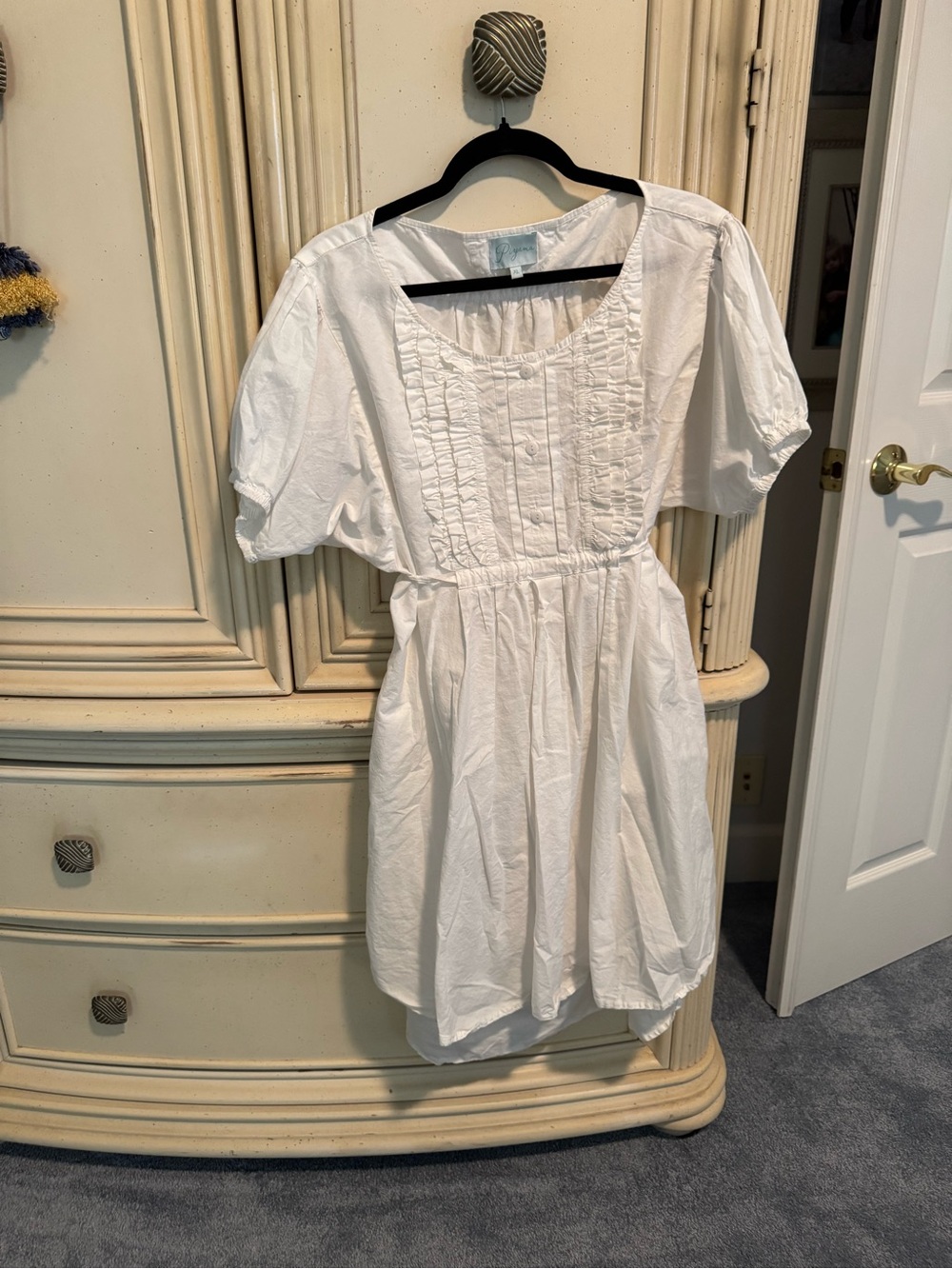 White Puff-Sleeve Ruffled Bodice nightgown or dress